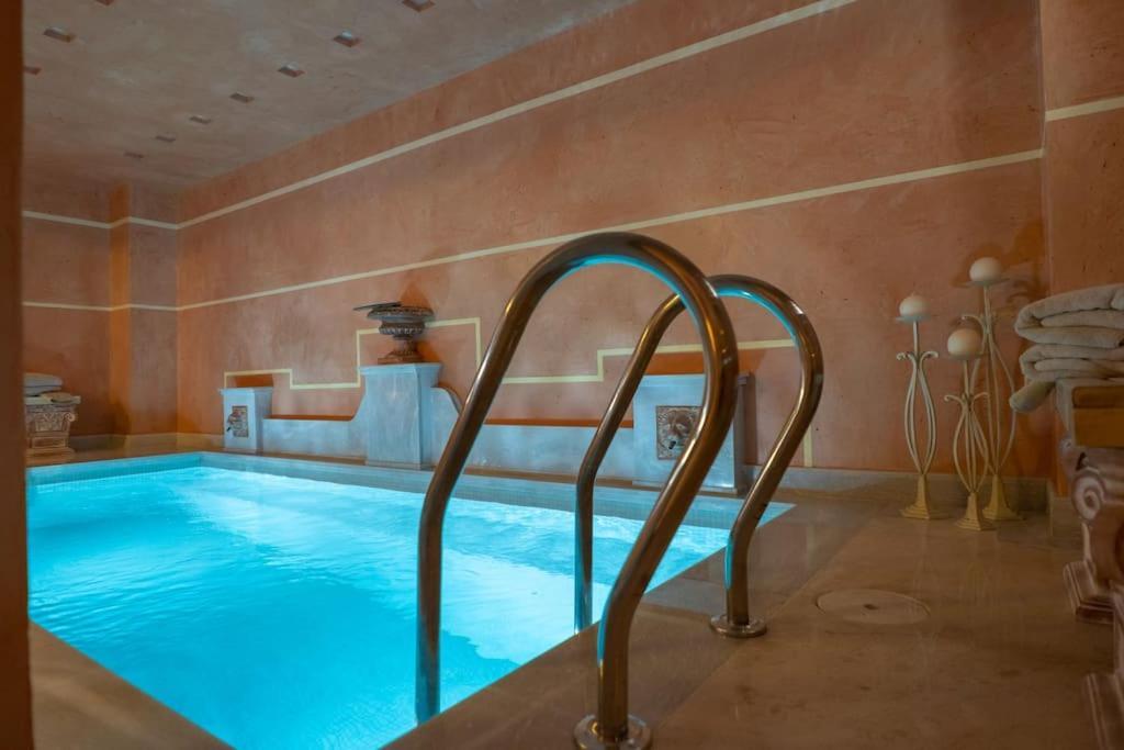 Unique Room With Indoor Pool & Attic Alli Meria ภายนอก รูปภาพ
